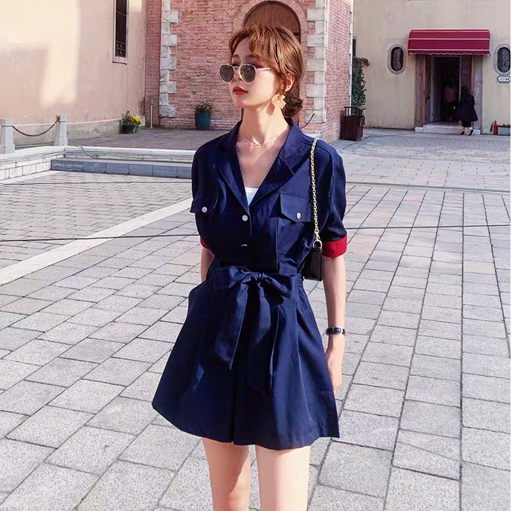 Jumpsuit Ngắn Cổ Vest Tay Phối Màu