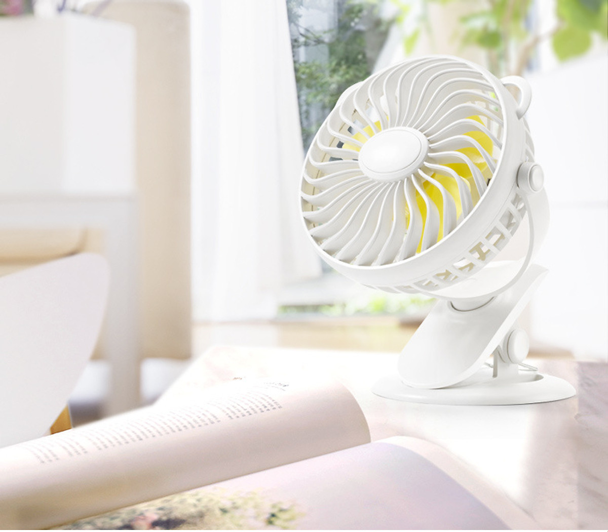 Quạt sạc tích điện cao cấp tiên lợi OLAPLE - Hàng nhập khẩu