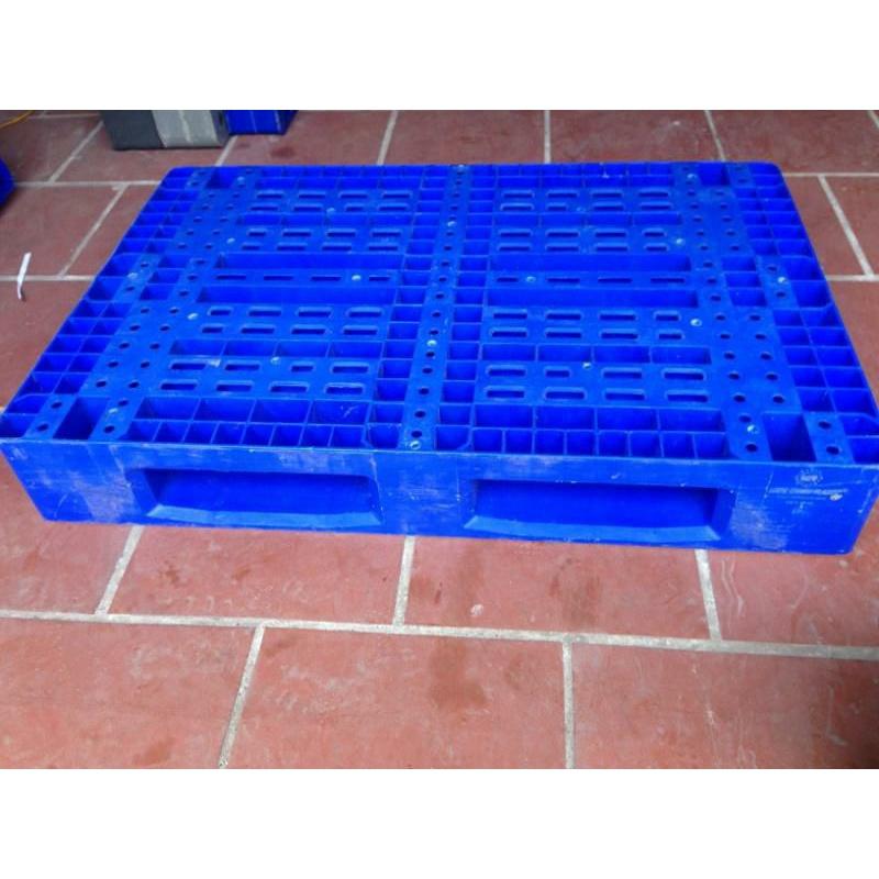 pallet lót sàn nhựa Long Thành cao cấp