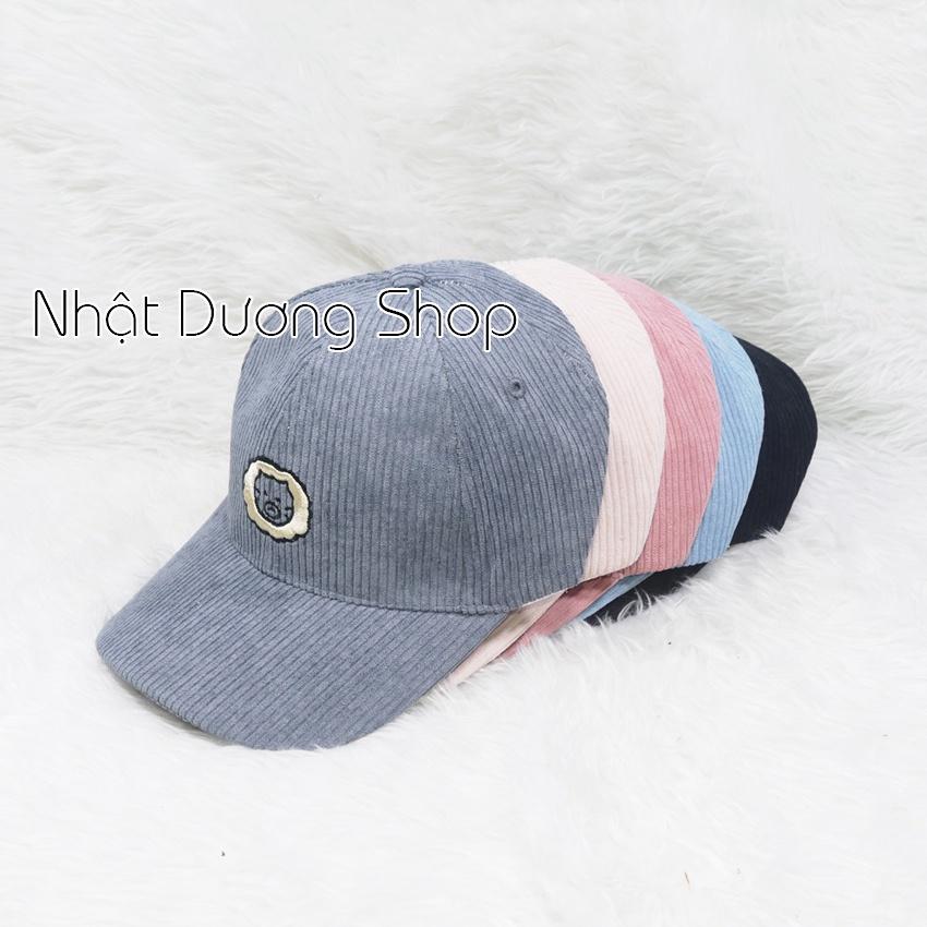 Mũ lưỡi trai, Nón kết nhung sớ đũa thêu hình mặt sư tử phù hợp cho cả nam và nữ.