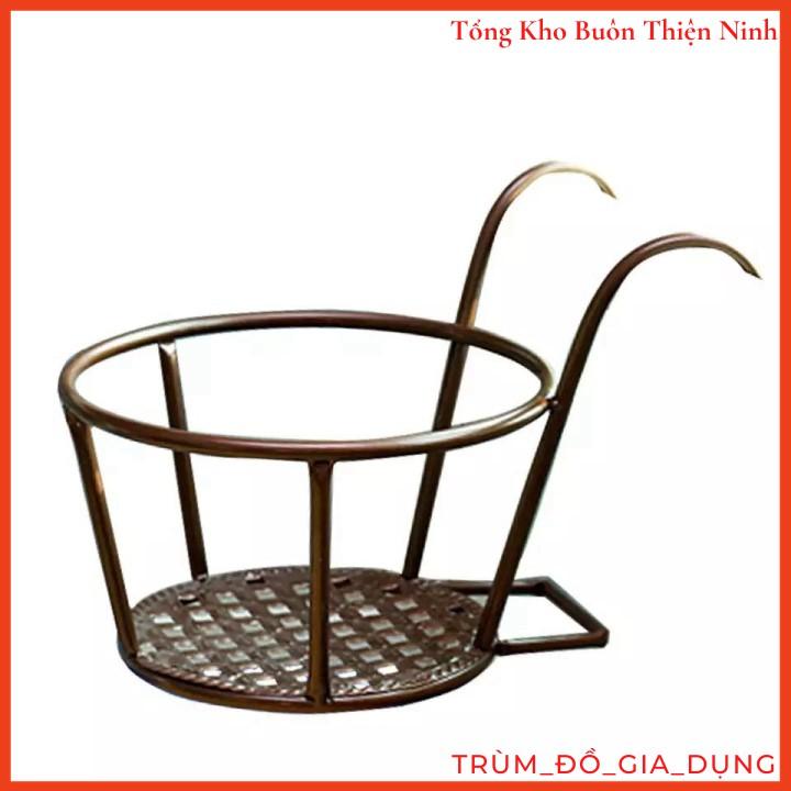 Giá kệ để cây bằng sắt chậu hoa tròn treo ban công cửa sổ loại to đường kính 22 cm