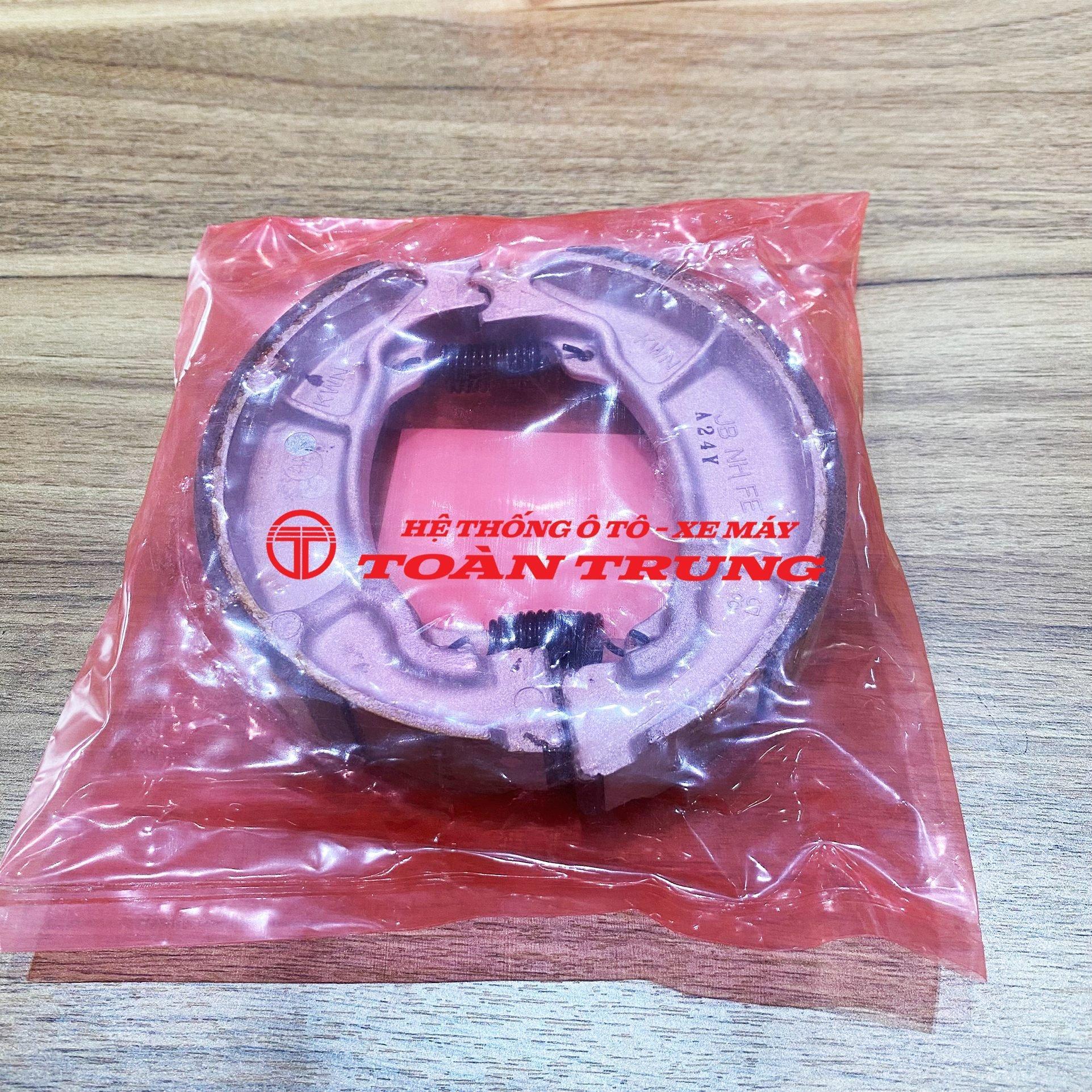 Bộ má phanh sau xe ga &quot;06430KWN900&quot; chính hãƞg Honda, sử dụng được cho tất cả các dòng xe ga  Honda