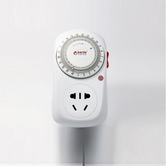 Ổ cắm hẹn giờ cơ TW-E05