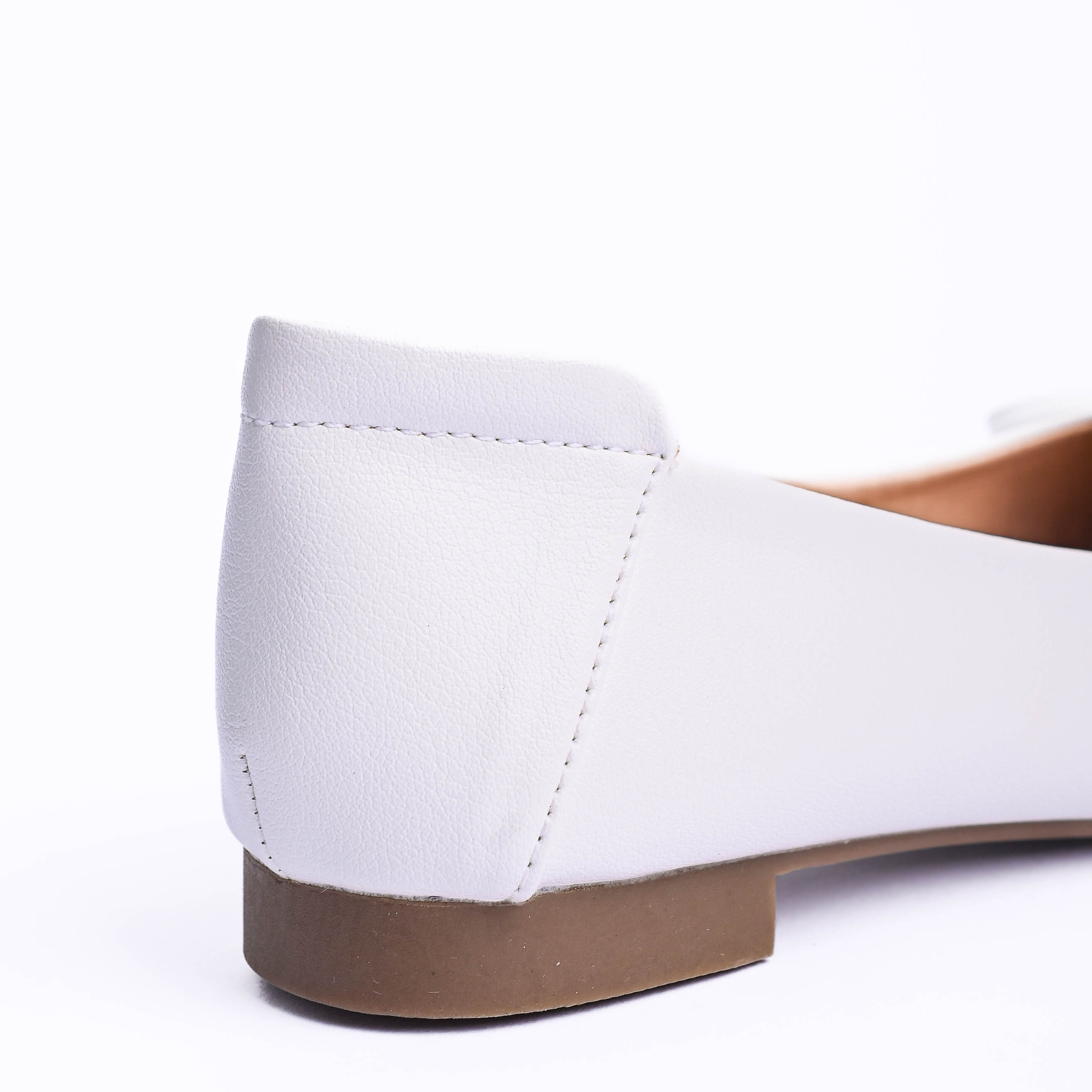 Giày bít Bitis nữ (35-39)