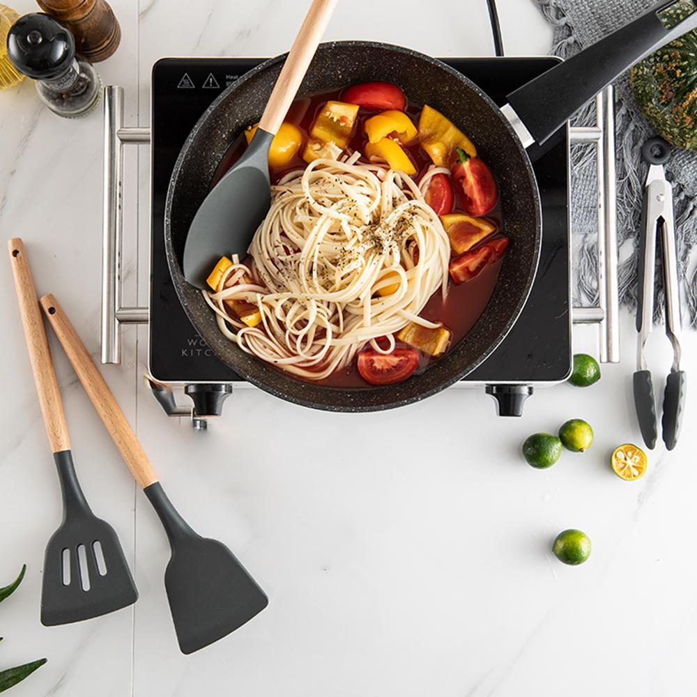 Bộ 8 Dụng Cụ Nấu Ăn Bằng Silicone Tay Cầm Gỗ Cách Nhiệt Dễ Vệ Sinh Cho Nhà Bếp / Nhà Hàng / Khách Sạn