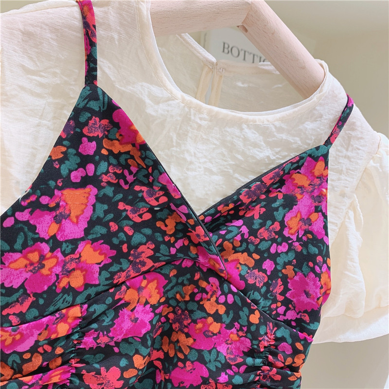 Bộ Váy Yếm Hoa Hai Dây Nhún Áo Trong Tay Phồng