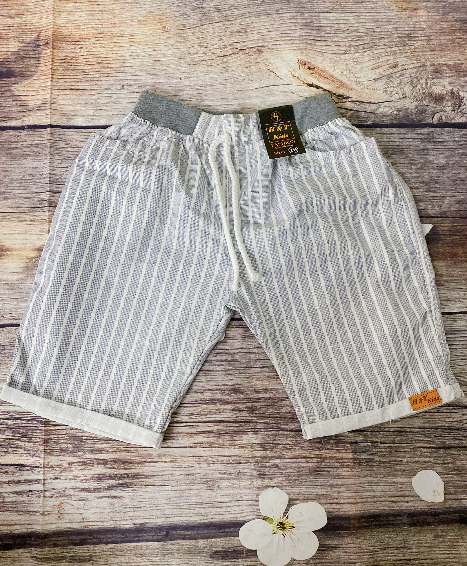 Quần Bé Trai Size 8,5-18Kg, 9 Tháng Đến 4 Tuổi Xám Sọc Trắng Có 2 Túi, Quần Short, Quần Jean Đùi Thun Co Giãn