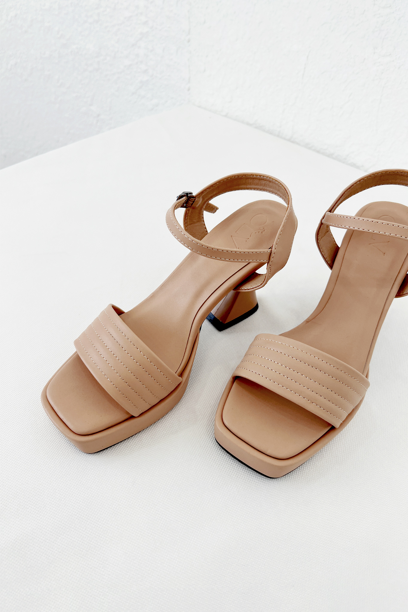 OLV - Giày Marley Ankle-Strap Heels