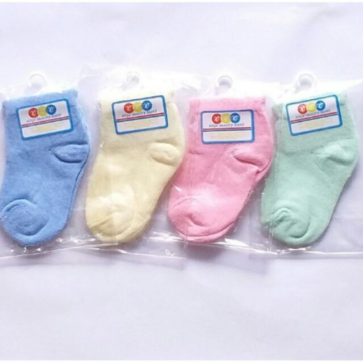 Set 4 đôi Vớ / Tất màu sơ sinh cho bé yêu từ 0-6 tháng