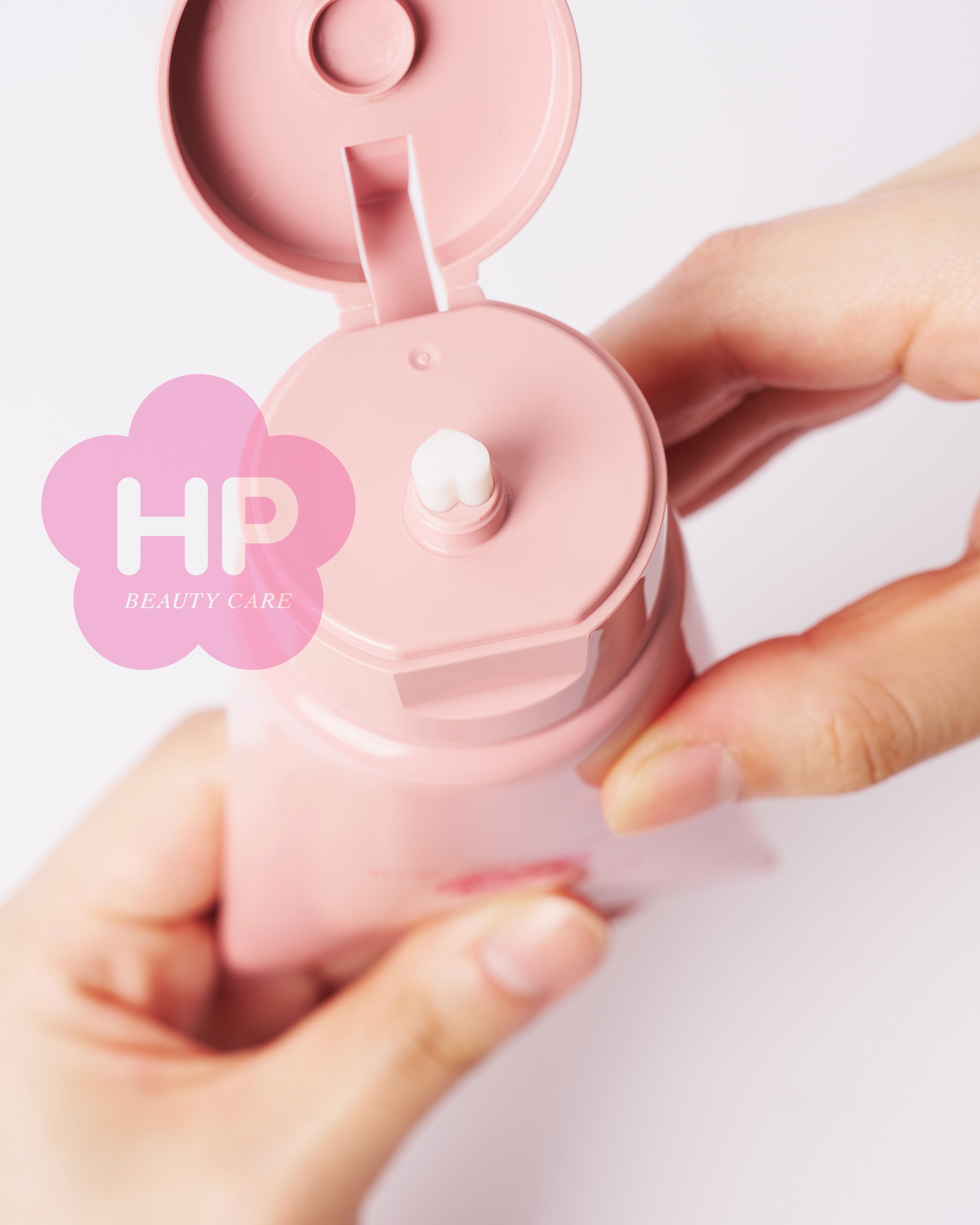 Kem Dưỡng Thể Cấp Ẩm Dưỡng Trắng Sáng Da Toàn Thân Pelican Hip Care Body Butter 100G