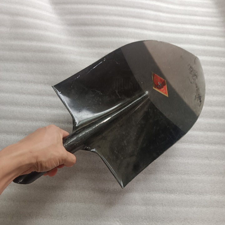 Xẻng thợ hồ, xây dựng, làm vườn, xúc đất, cát loại tốt hiệu con chiến mã