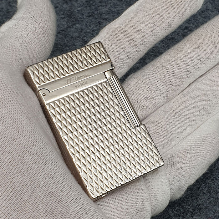 Vỏ Hột Quẹt Bật Lửa Gas Đá Upon D69B Thiết Kế Họa Tiết Vân Kim Cương Mini Độc Đáo - Dùng Gas Đá Cao Cấp