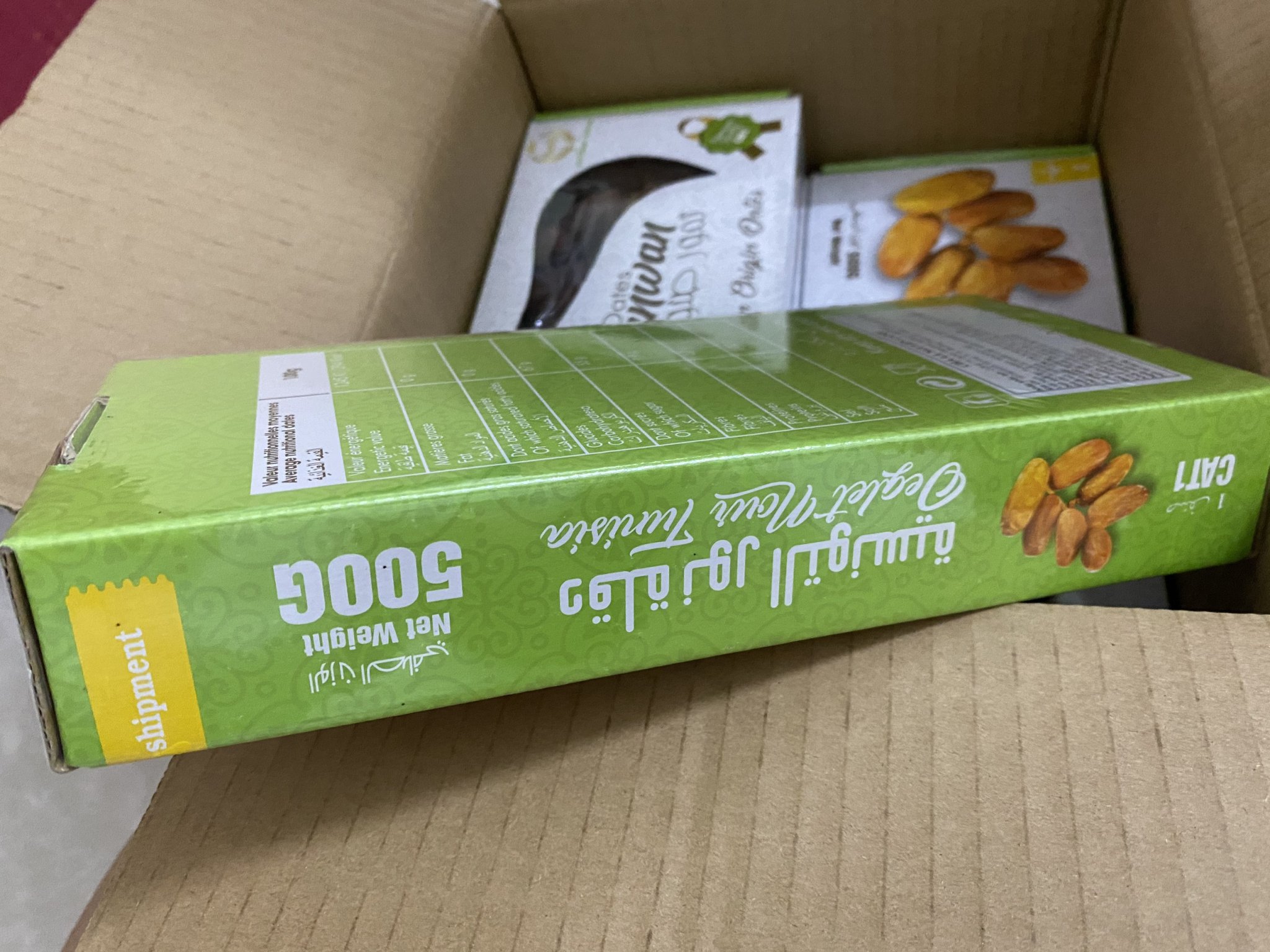 Chà Là nguyên cành SANWAN Tunisia chính ngạch - Hộp 500gr