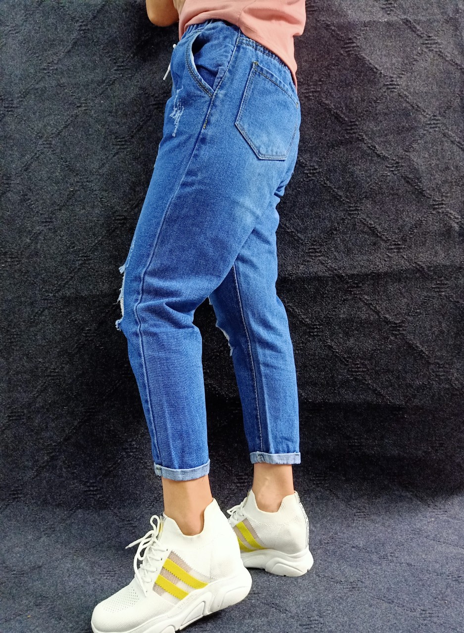 Quần Baggy Jean Nữ Mẫu Rách Lưng Thun Lật Lai Màu Xanh Đậm