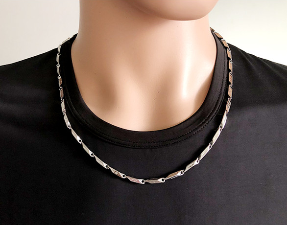 Dây Chuyền Nam Tính Thời Trang Vĩnh Viễn Không Đen - Mẫu 1