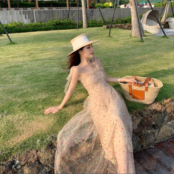 Đầm Nữ Không Tay Vai Dây Thời Trang Quyến Rũ