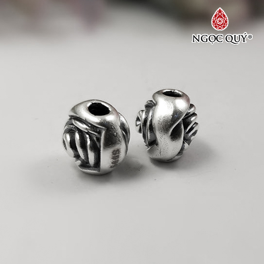 Charm bạc xỏ ngang hình hoa hồng - Ngọc Quý Gemstones