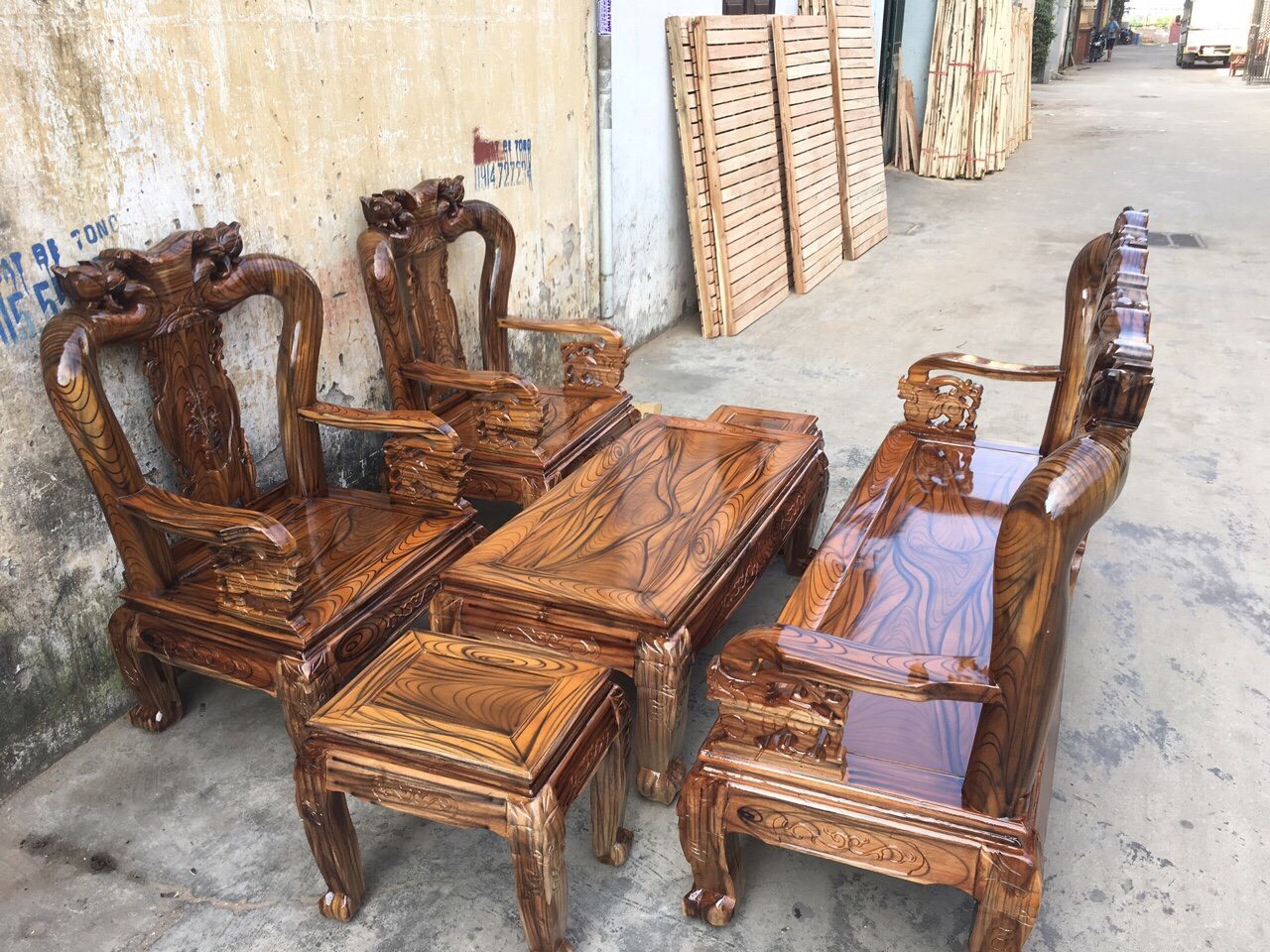 Bộ bàn ghế Minh Quốc Đào gỗ tràm phun giả mun