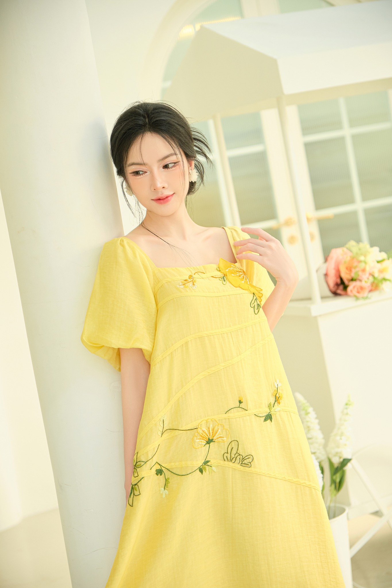 OLV - Đầm Emmy Embro Dress