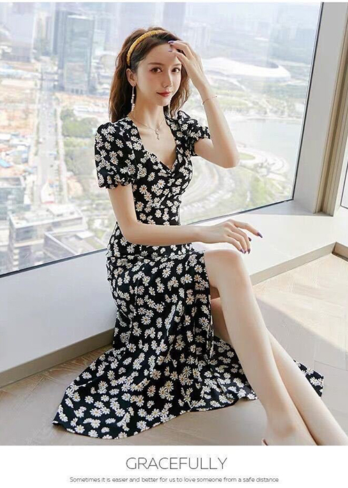 Đầm Lụa Hàn In Hoa Xẻ Tà Thời Trang