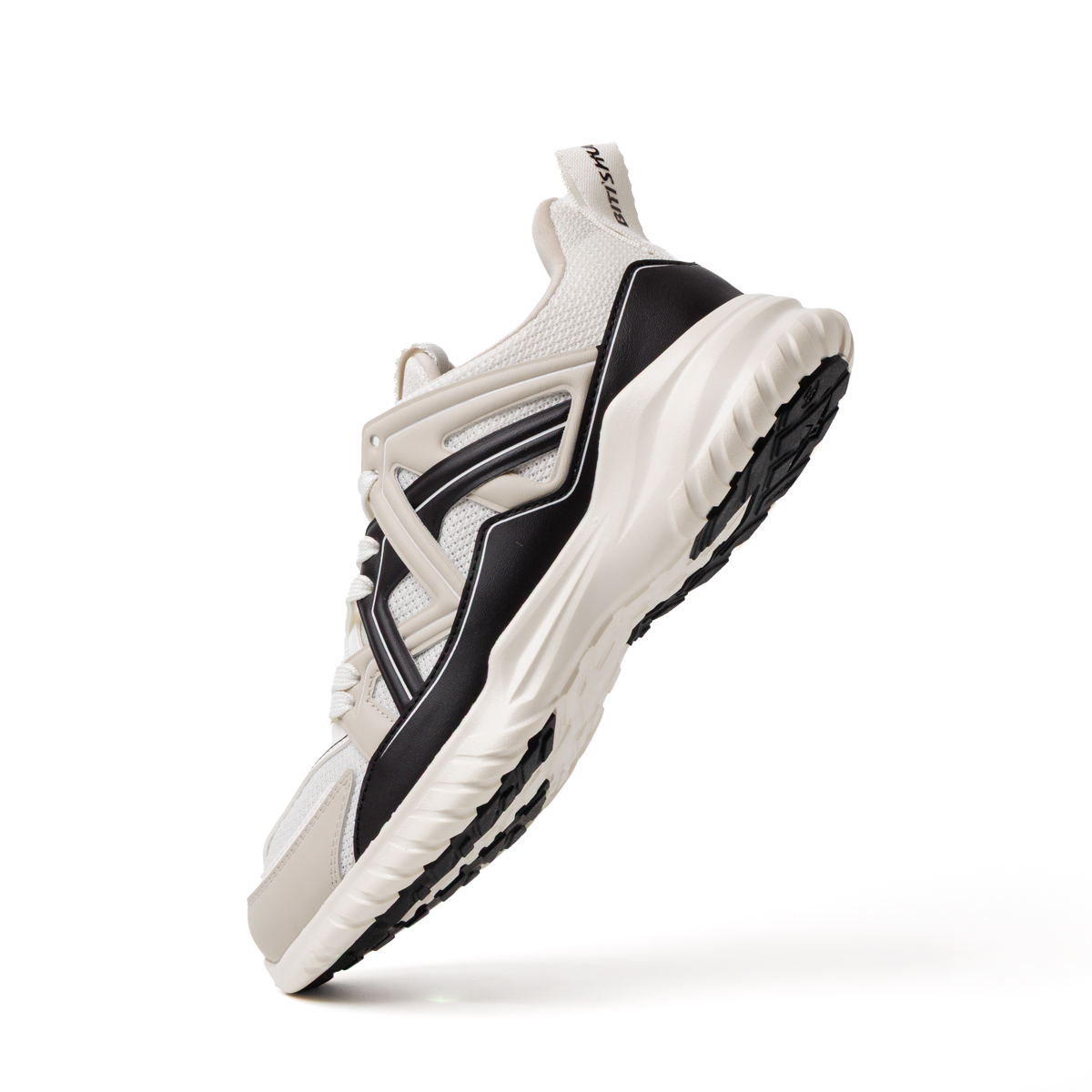 Giày Thể Thao sneaker Nữ Biti's Hunter HSW011700DEN (Đen)