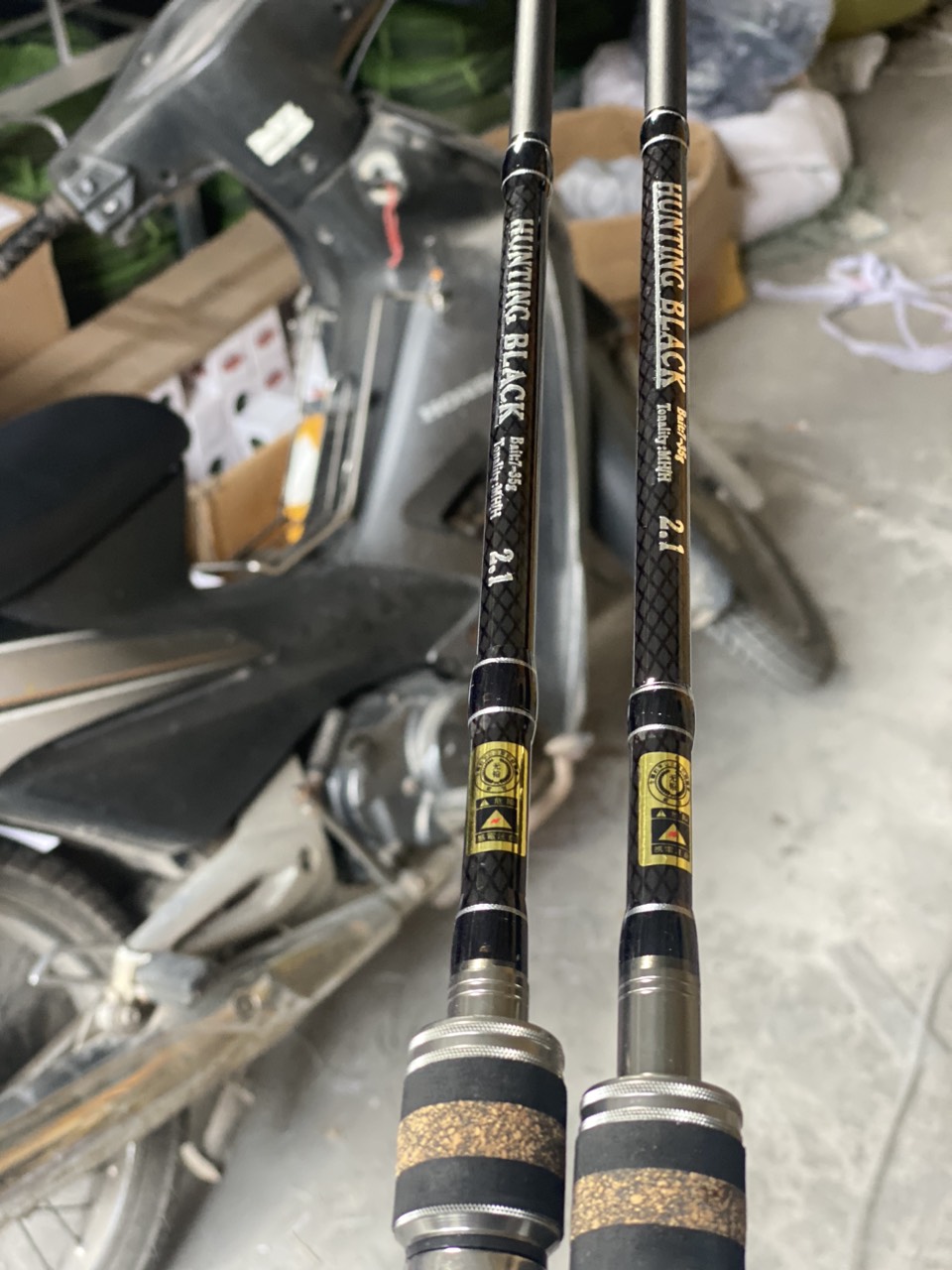 Cần Câu Lure Siêu Bạo Lực Hunting Black Lure Cá Lóc 2 Ngọn H-MH Máy Đứng Ngang Giá Rẻ