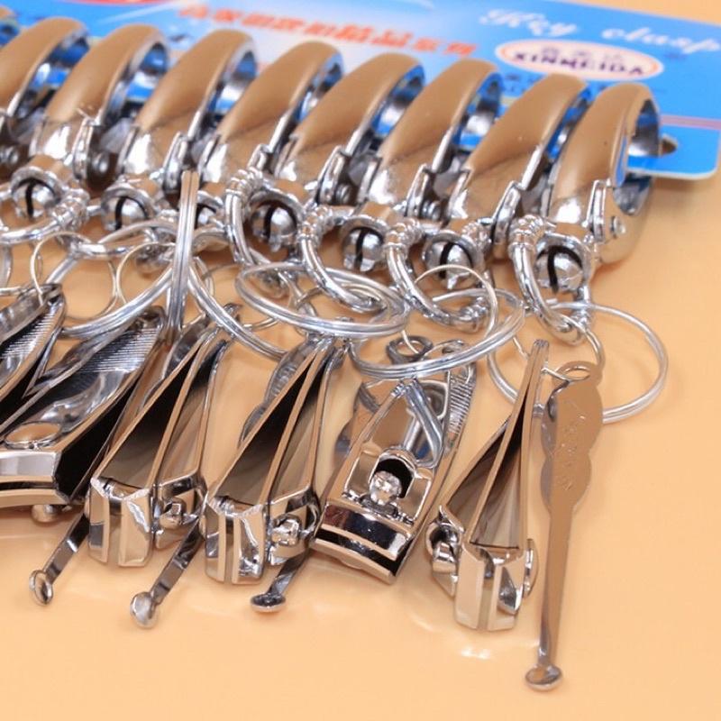 Móc khoá kèm bấm móng tay và lấy ráy tai