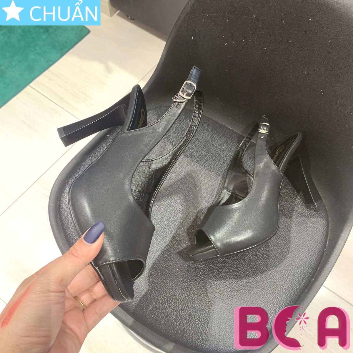 Giày cao gót công sở nữ hở mũi 9p RO612 màu đen ROSATA tại BCASHOP bề mặt trơn lì đơn giản &amp; tinh tế cho cô nàng công sở