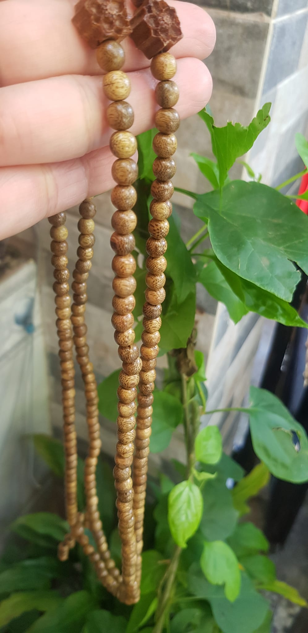 Vòng tay nữ gỗ trầm charm phối Bông Hoa Sen kiểu đeo quấn tay 4 vòng Size hạt 6mm thơm nhẹ đeo tay Ý nghĩa Vạn sự như ý may mắn rất đẹp ạ