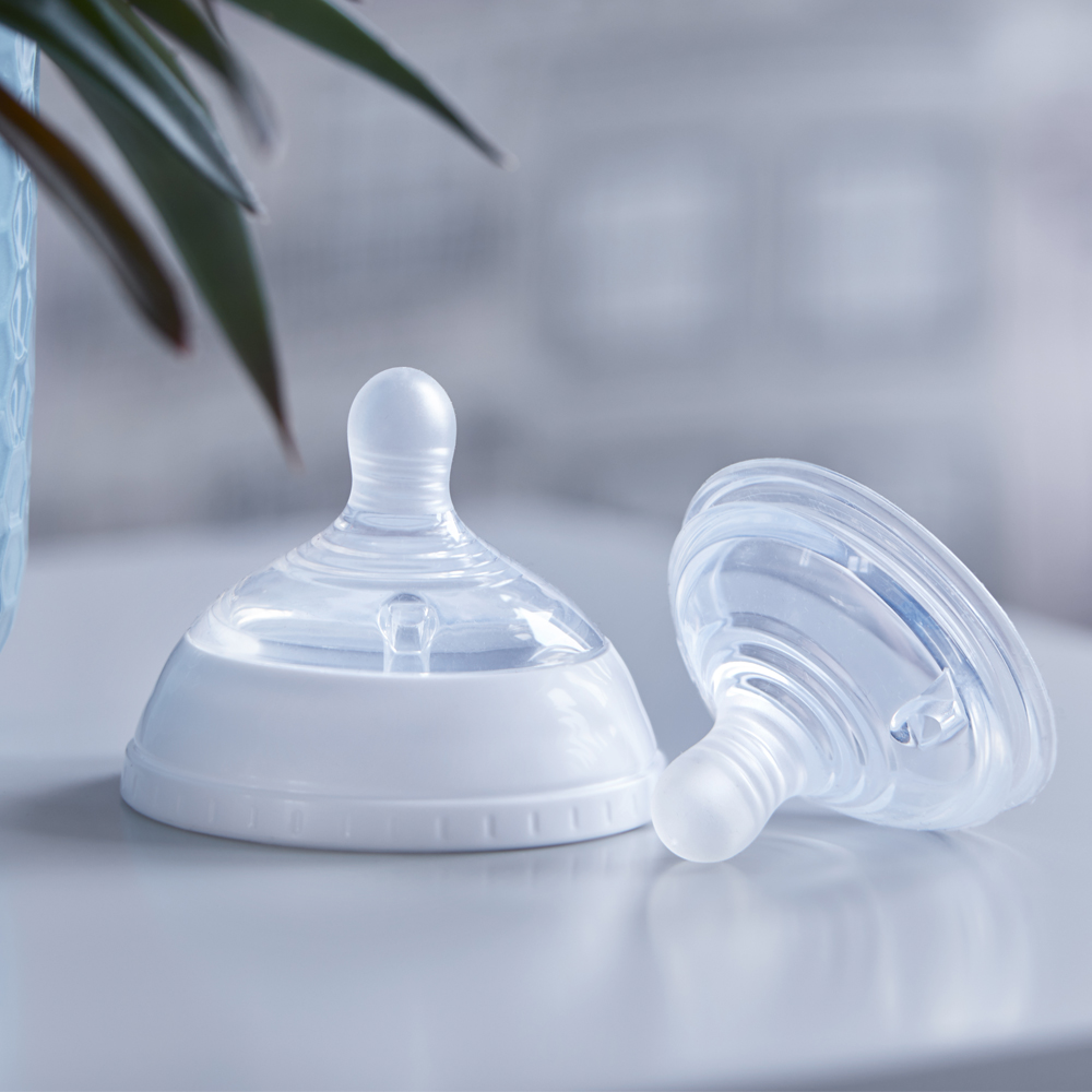 Núm Ty Silicon Siêu Mềm Tự Nhiên Cho Bé Tommee Tippee Natural Start Vari Flow Từ Sơ Sinh