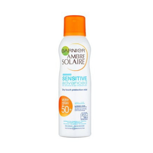 Xịt chống nắng da nhạy cảm Garnier Ambre Solaire Sensitive Advance SPF 50 - 200ml