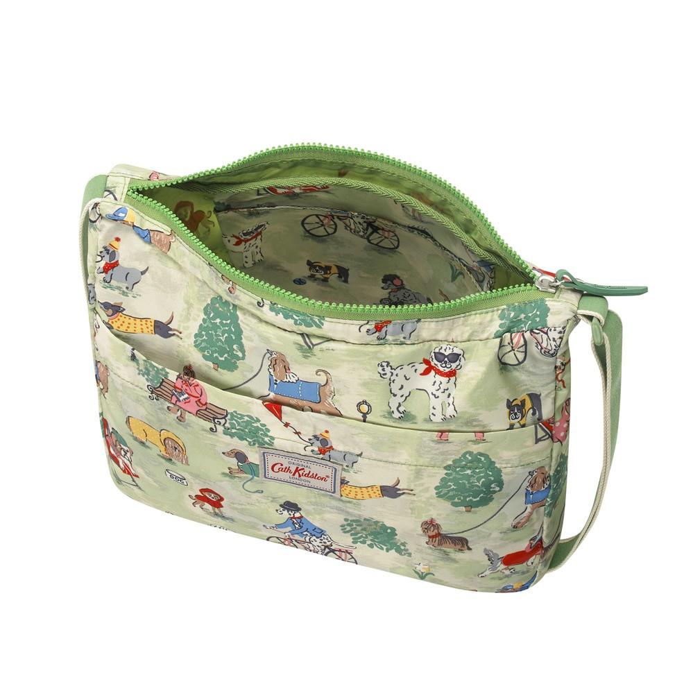 Cath Kidston - Túi đeo chéo gấp gọn Foldaway Cross Body Park Dogs - 984157 - Green