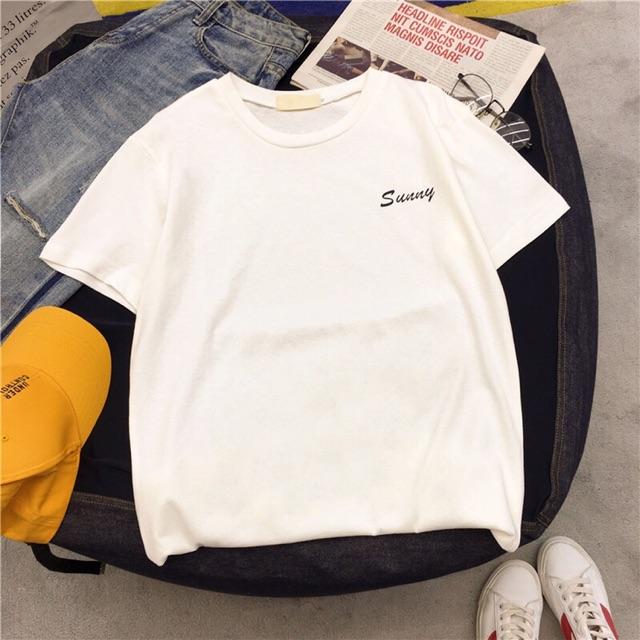 Áo thun tay lỡ form rộng