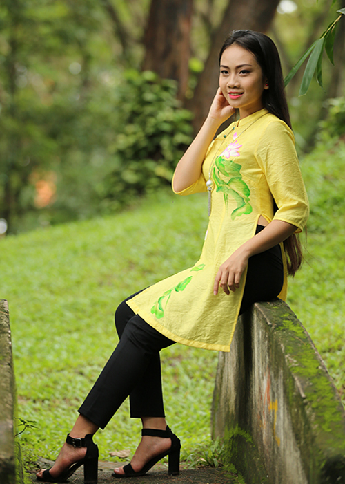Áo Dài Vẽ Nữ An Thủy 704