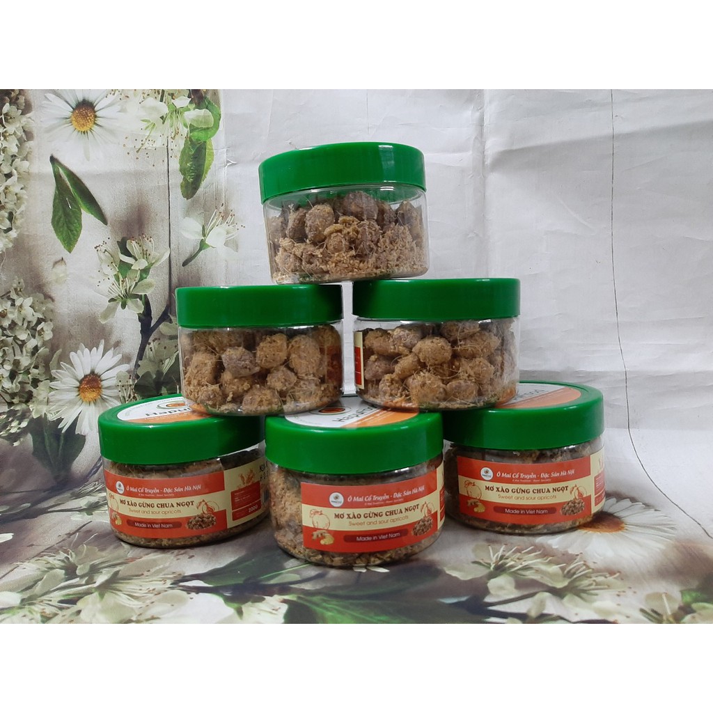 Mơ Gừng Chua Mặn Ngọt Hộp 200g - Món Ăn Vặt Giảm Ho, Ấm Người Đực Hội Chị Em Ưa Thích