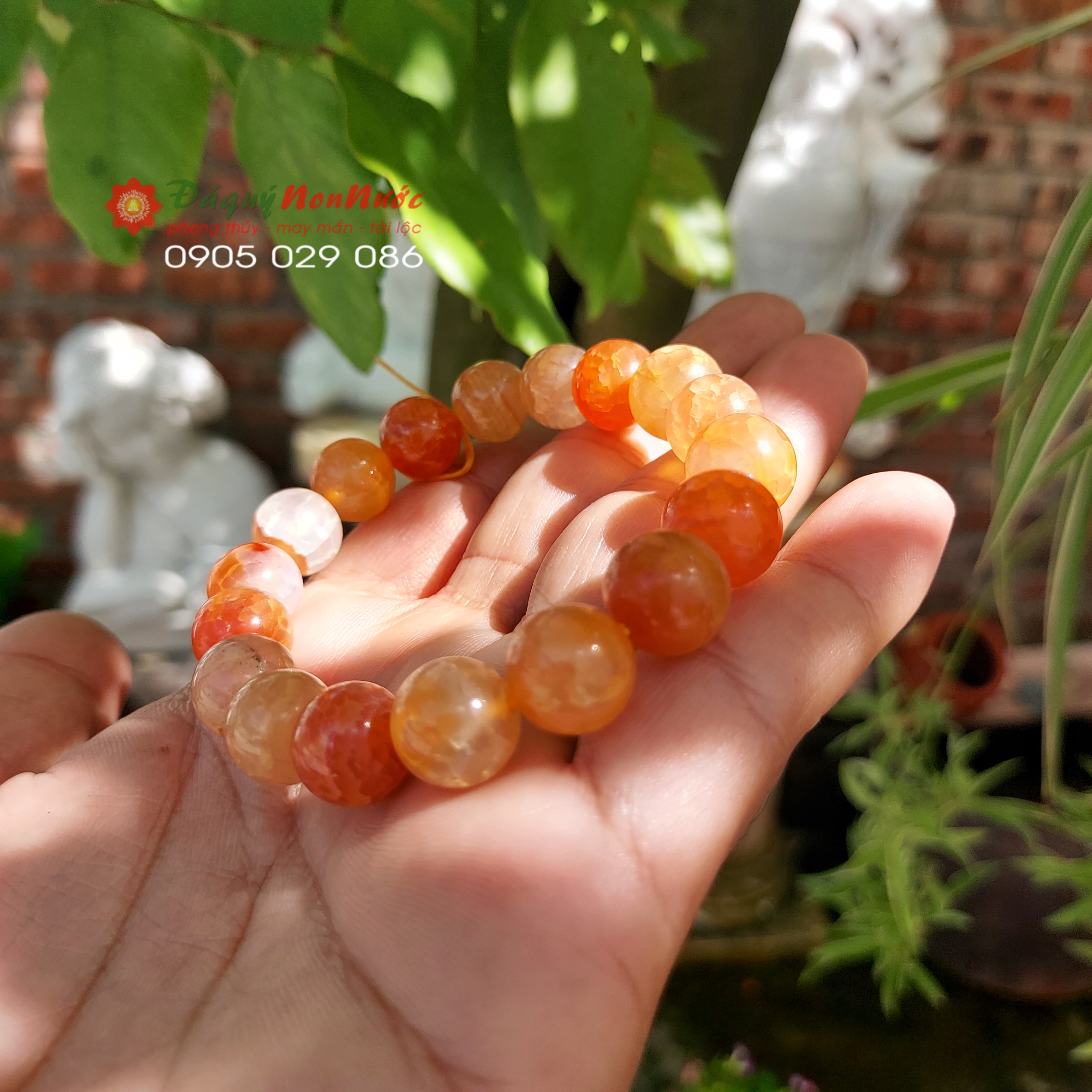 Vòng tay phong thủy mã não vảy rồng màu cam