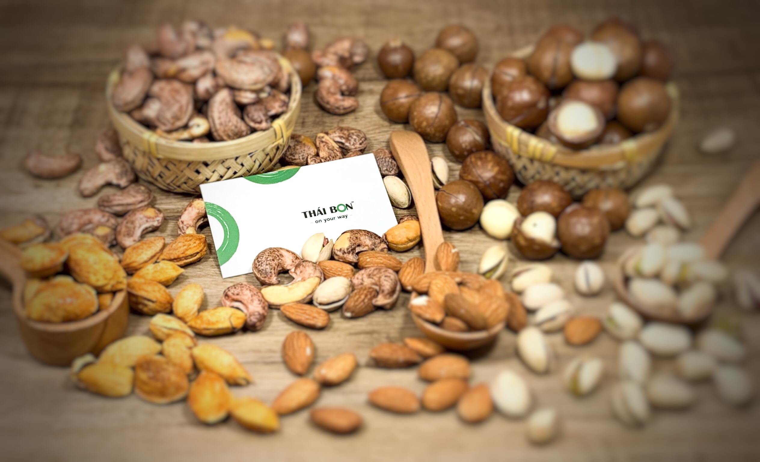 Hạt điều vỏ lụa rang muối hộp 250g - Hạt dinh dưỡng Thái Bon