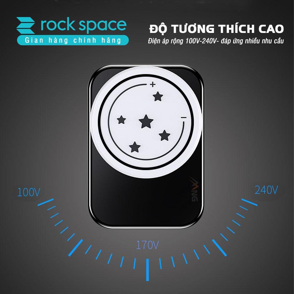 Củ sạc Rockspace T21 2 cổng 2,1A sạc nhanh tích hợp đèn ngủ tùy chỉnh độ sáng - Hàng chính hãng