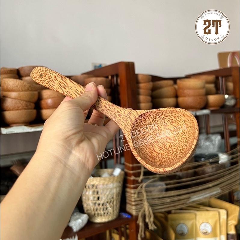 Vá múc canh sò gỗ dừa nguyên khối 2T Decor