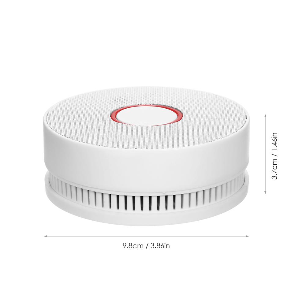 Thiết bị báo khói được trang bị cảm biến quang điện, cung cấp khả năng bảo vệ 24/7 với quan sát 360 độ