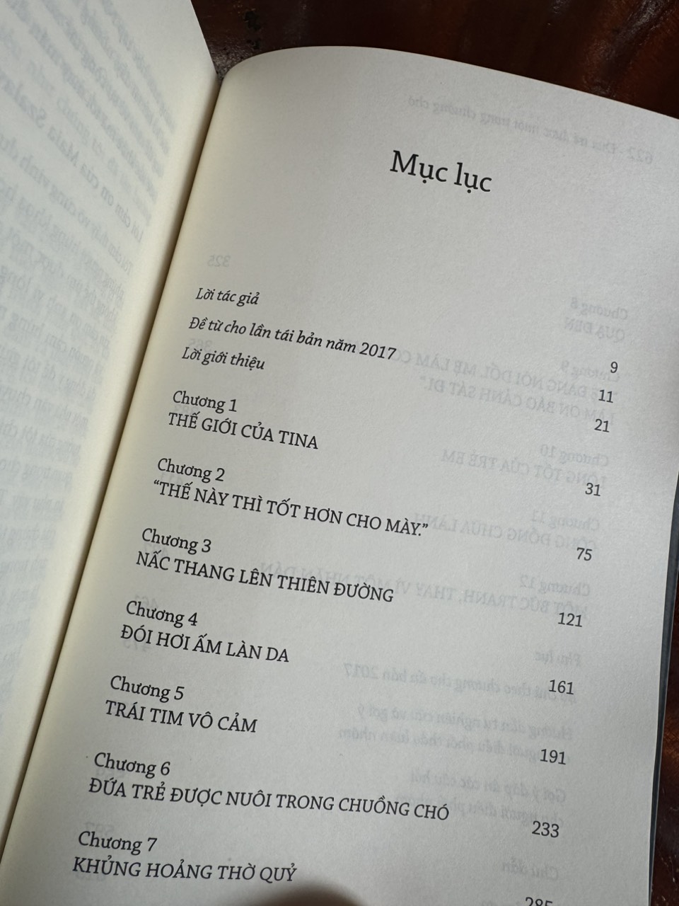 ĐỨA TRẺ ĐƯỢC NUÔI TRONG CHUỒNG CHÓ - Bruce D. Perry, Maia Szalavitz -Đức Nhật, Ca Dao, Ý Nhi dịch - First News - NXB Dân Trí
