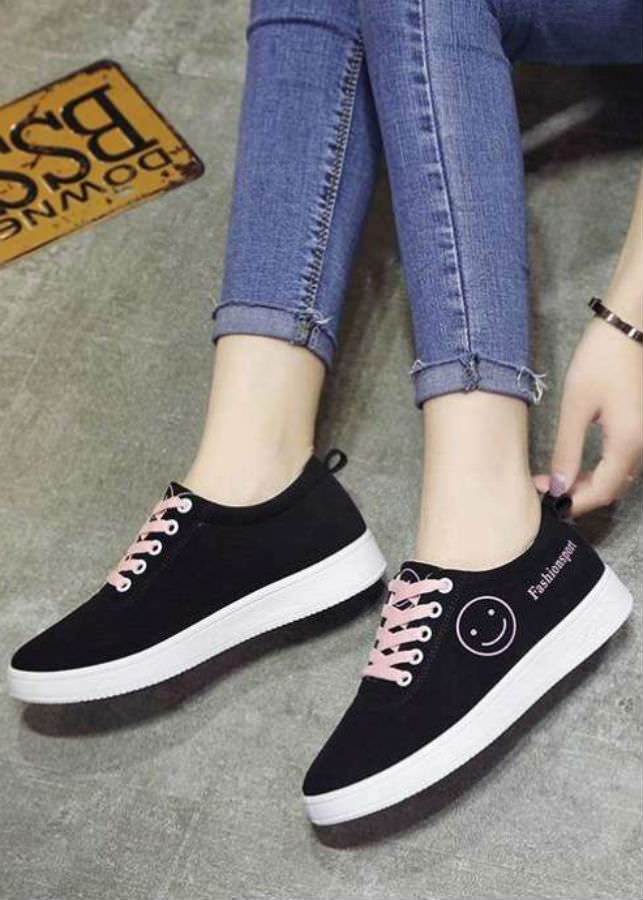 Giày Sneaker Nữ Yamet SN 55B29P - Đen Phối Hồng