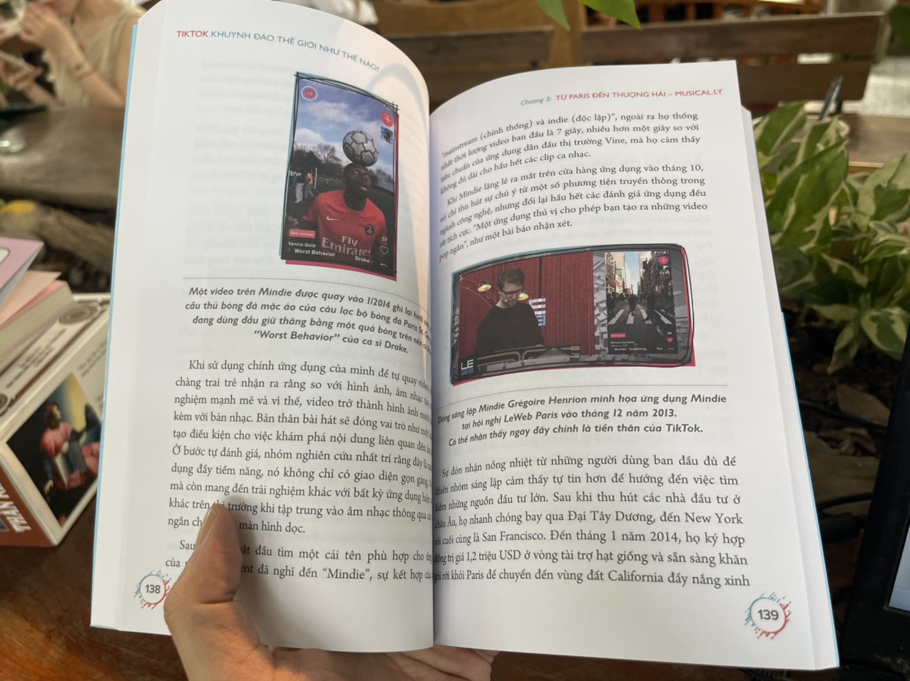 T. IKTOK KHUYNH ĐẢO THẾ GIỚI NHƯ THẾ NÀO? – Matthew Brennan - Vân Anh và Ngọc Diệu dịch – SAIGON Books – NXB Thế Giới (Bìa mềm)