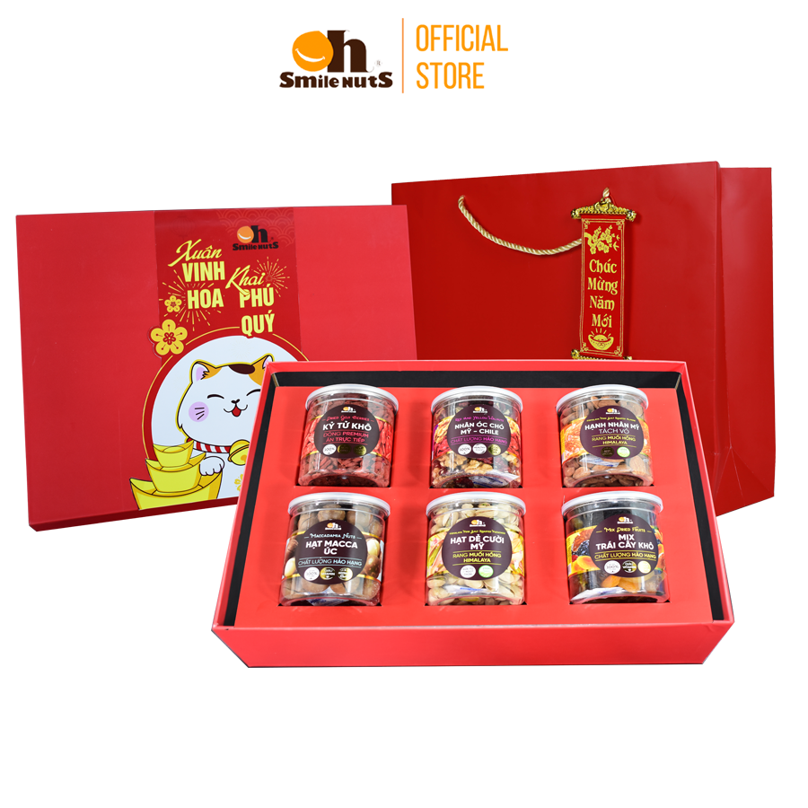 Hộp Quà Tết Cao cấp Smile Nuts _ Mừng Xuân Quý Mão - MÈO ĐẠI LỢI 1 _ Gồm: Kỷ tử khô 225g, Macca úc 215g, Nhân óc chó Mỹ-Chile 200g, Dẻ cười 215g, hạnh nhân tách vỏ 265g, Mix trái cây khô 275g _ Tặng kèm túi giấy đỏ sang trọng