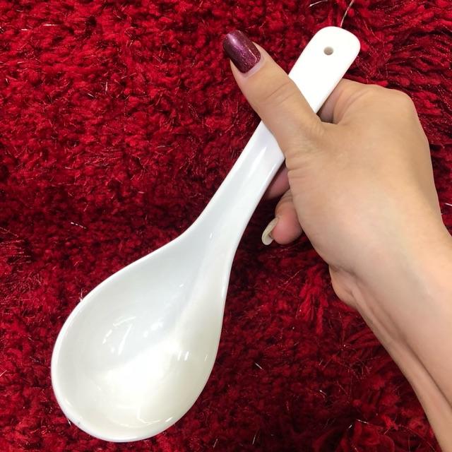 Muỗng canh sứ