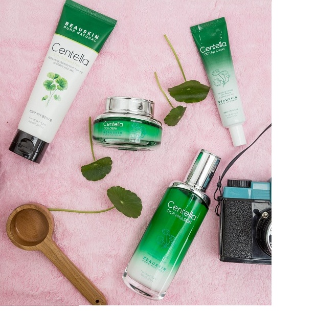 Combo 2 tuýp kem hỗ trợ điều trị nám đốm nâu đồi mồi vùng mắt Rau má Centella Beauskin Hàn quốc ( 30ml)