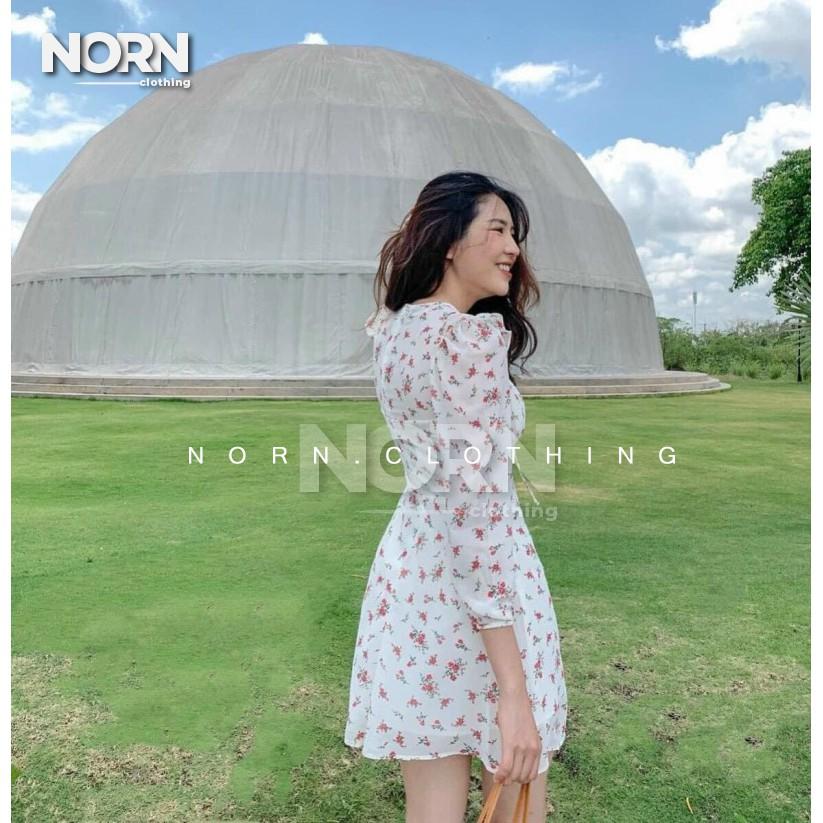 Đầm hoa nhí tay dài cut out ngực - Norn Clothing