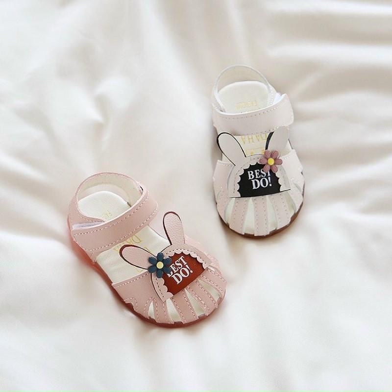 Dép sadan tập đi tai thỏ cho bé gái