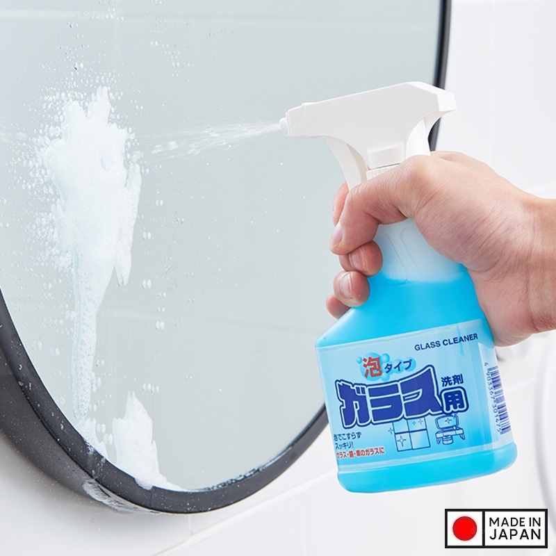 Chai xịt tẩy rửa kính dạng bọt Rocket 300ml - Made in Japan