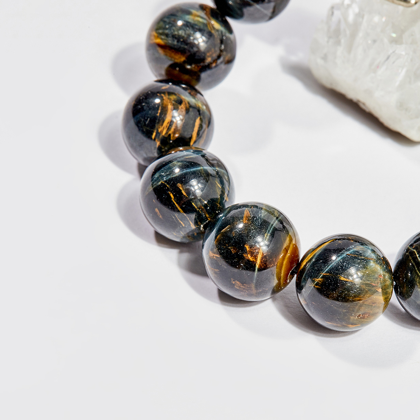 Vòng tay phong thủy nam đá mắt hổ xanh đen phối charm 16mm mệnh thủy , mộc - Ngọc Quý Gemstones